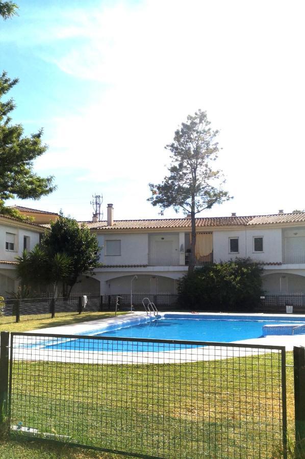 Entres Dos Paraisos: Zahara De Los Atunes Y Tarifa La Zarzuela Exterior foto